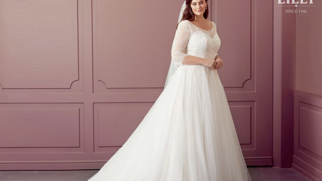 Curvy brides – LILLY