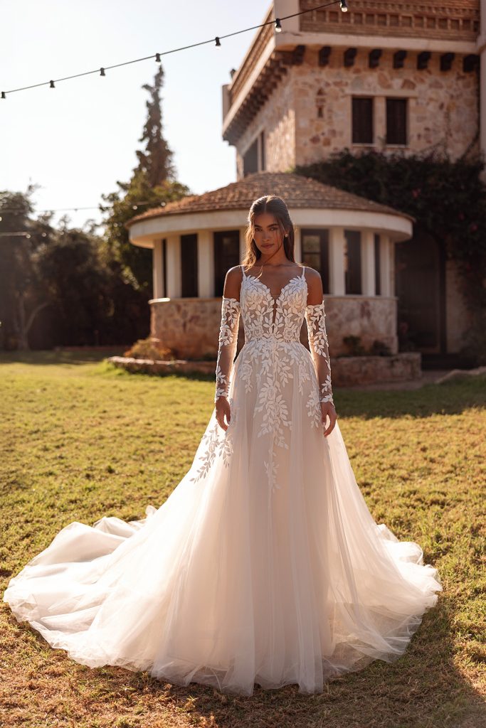 Style 8319 - Cosmobella Collection